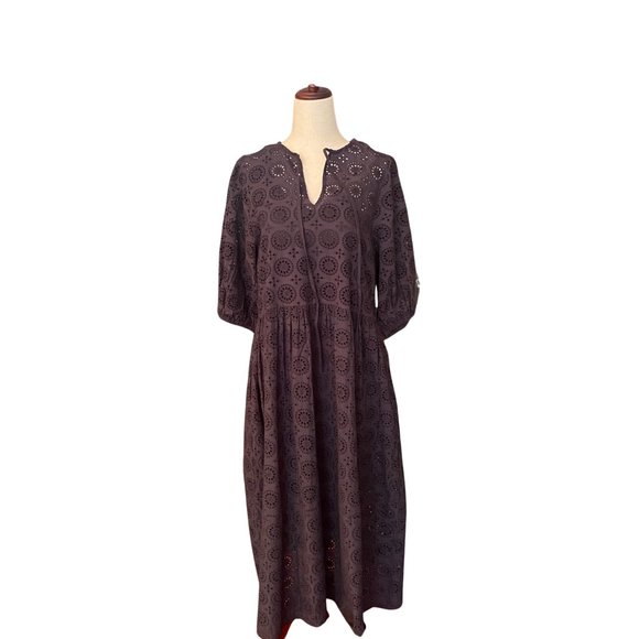 Barbour Dresses & Skirts - Barbour short sleeve Hazel cotton eyelet dress with slip lining